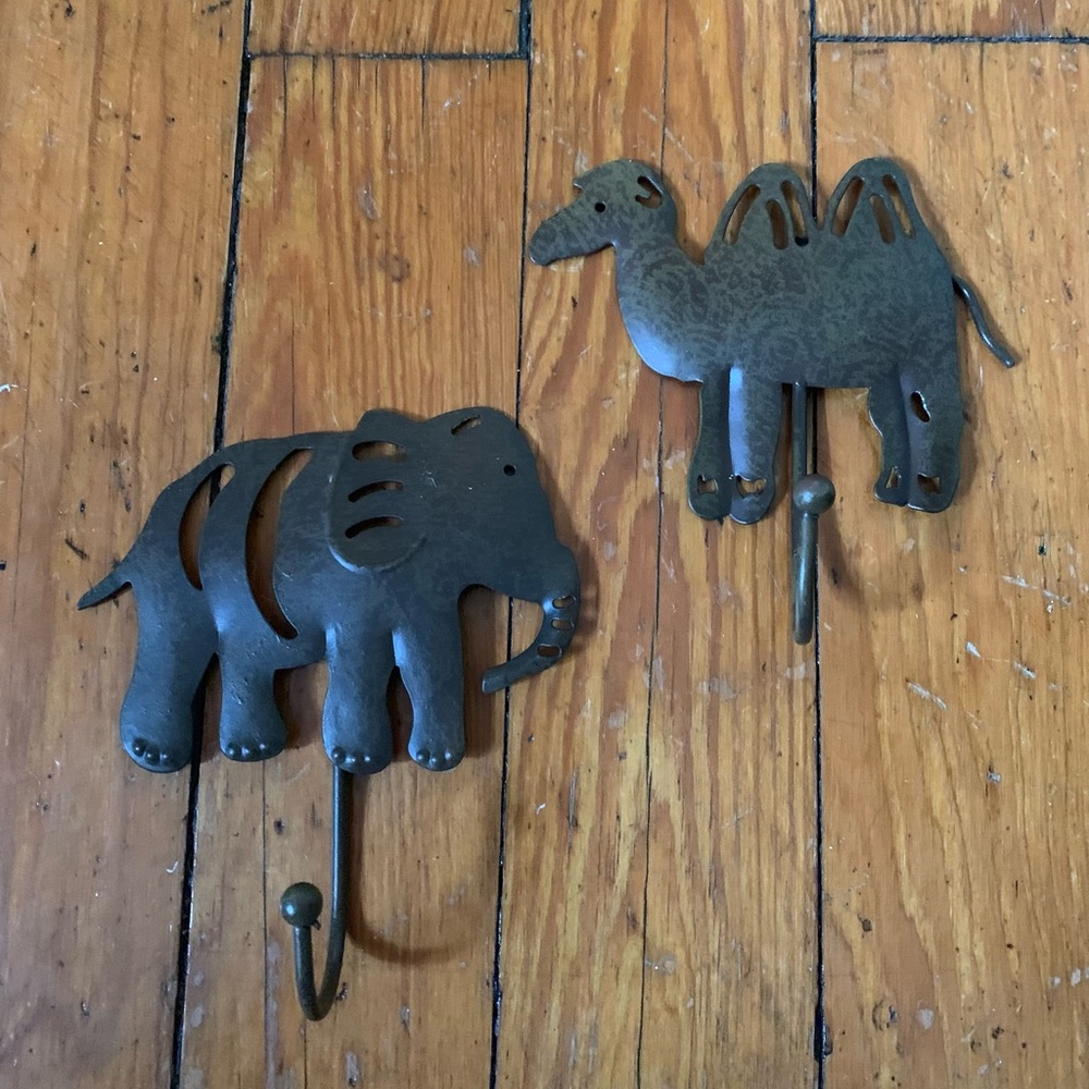 Set of elephant and camel wall hooks